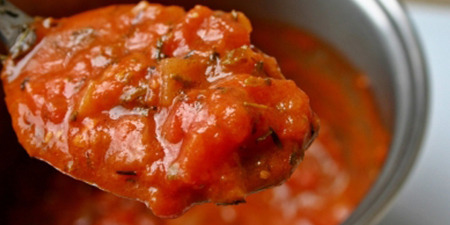 Platos con tomate, ¡para mojar pan!